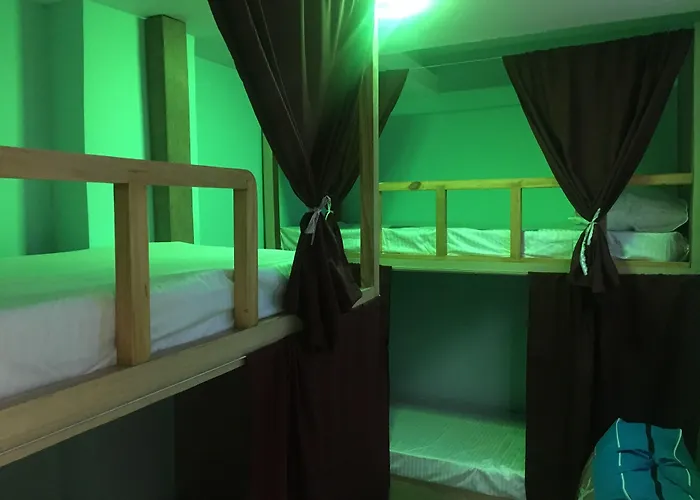Ignite And Restaurant Hotel 2*